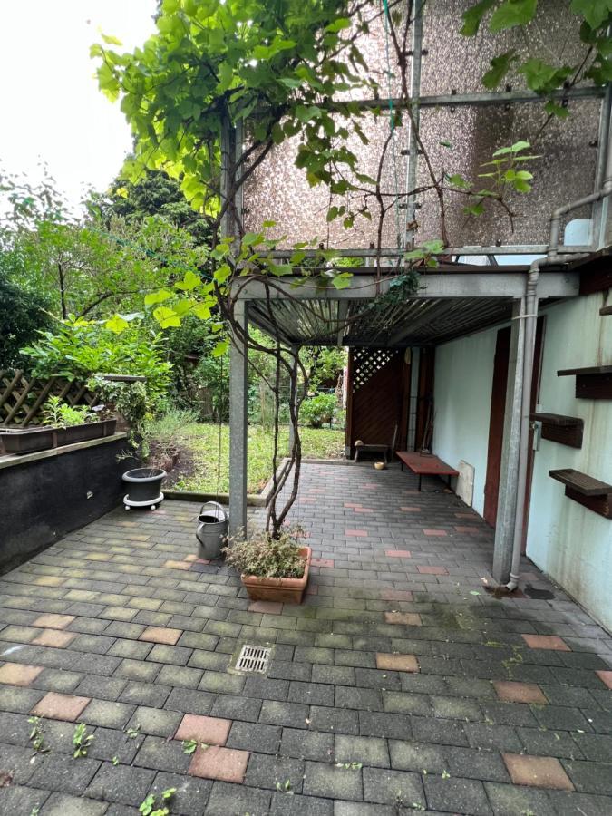 Duisburg Feelhome, Flughafen Nah,3-Schlafzimmer, Dusche Ebenerdig, Zentral, Wifi, Ground Floor Экстерьер фото